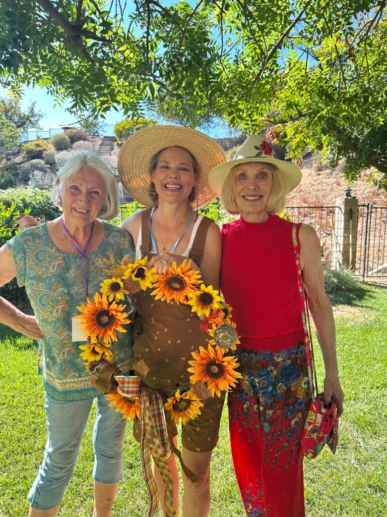 Pam and Laurie were impressed with Marilyn's beautiful wreath