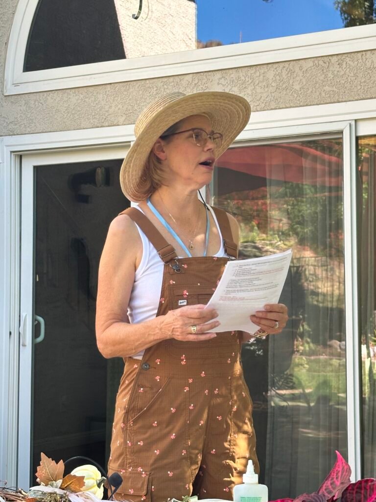 Laurie called the meeting to order and briefed members on upcoming club activities